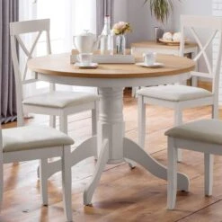 Davenport 4 Seater Round Pedestal Dining Table